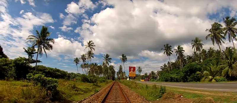 Железная дорога на Шри-Ланке.
