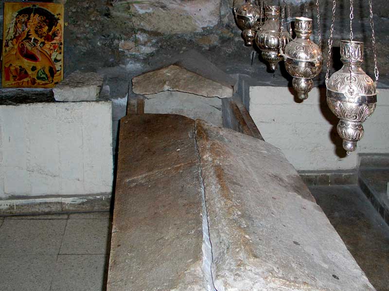 Саркофаг Святого Лазаря